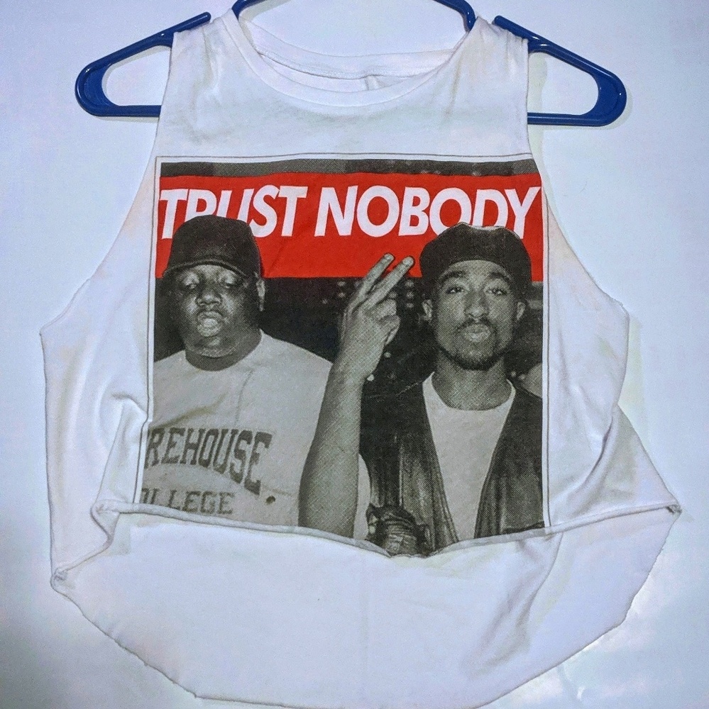 Trust nobody Muscle Tank